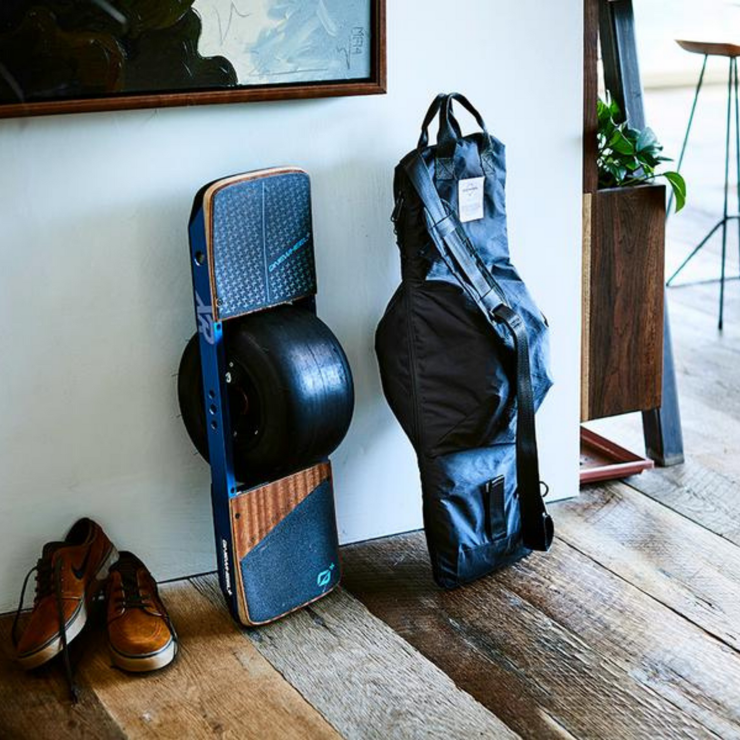 Double Black Onewheel Slingpack